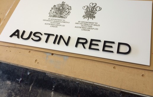 Austin Reed Signs – Ready for Dublin